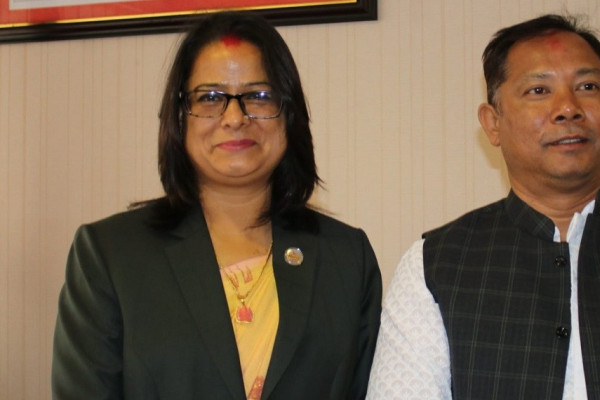 नाउपभित्रको विवाद उकालियो, रेशमले जनप्रतिनिधिसँग पैसा उठाउने गरेको रञ्जिताको आरोप